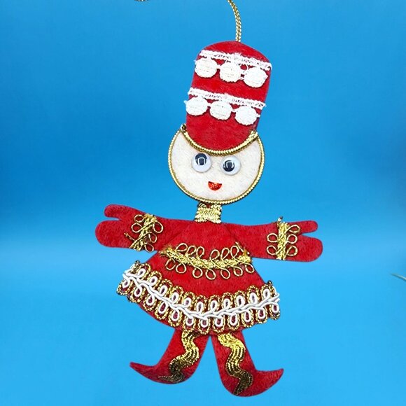Vintage Red Felt Toy Soldier Ornaments w/ Googly Eyes & Gold Trim 1960s v1 - Picture 4 of 11